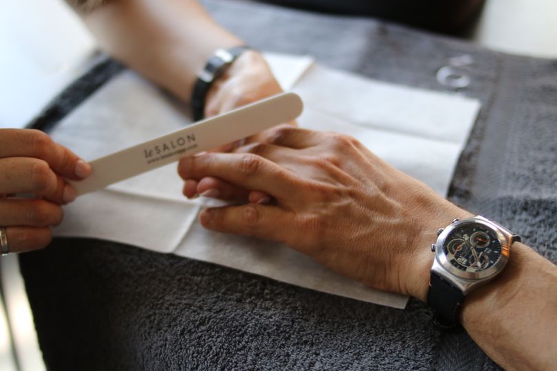 6 reasons why waxing and manicures are vital for men