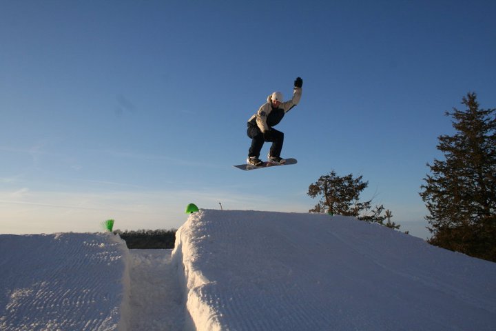 The Basics of Ski and Snowboard Waxing