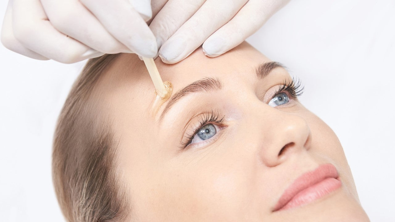 The Benefits Of Eyebrow Waxing: Why It’s Worth It