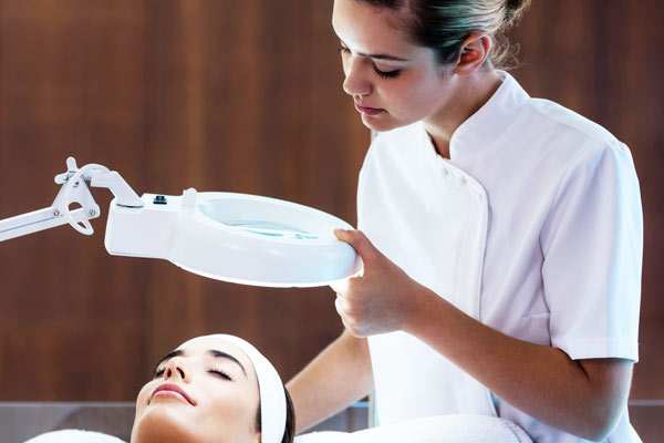 How to choose a good beauty therapist