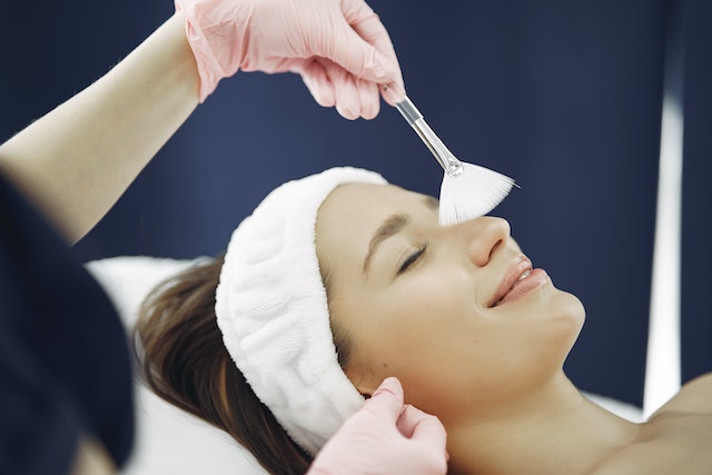 How to Choose the Right Cosmetic Skin Clinic