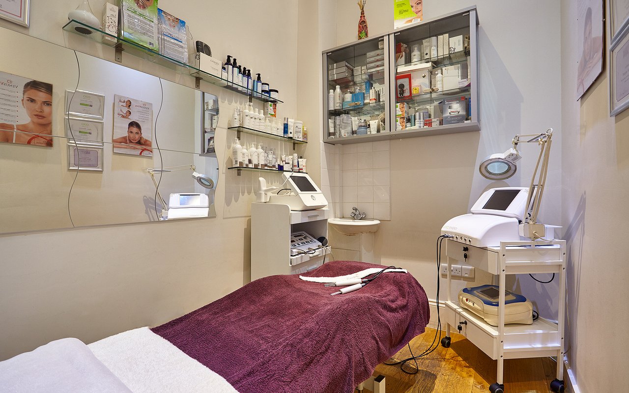 Choose from 10 venues offering ladies' waxing near Rectory Road, London